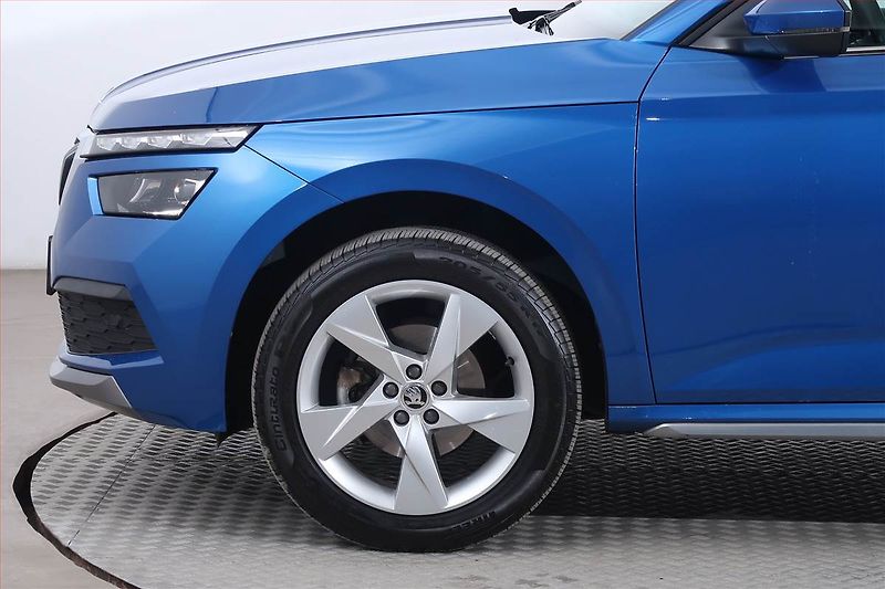 Škoda Kamiq (2019) 1.0 TSI, Automat, Navi - fotka 15 z 27