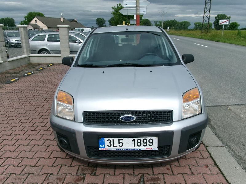Ford Fusion (2009) 1,4 16V KLIMA ČR TAŽNÉ - fotka 3 z 26