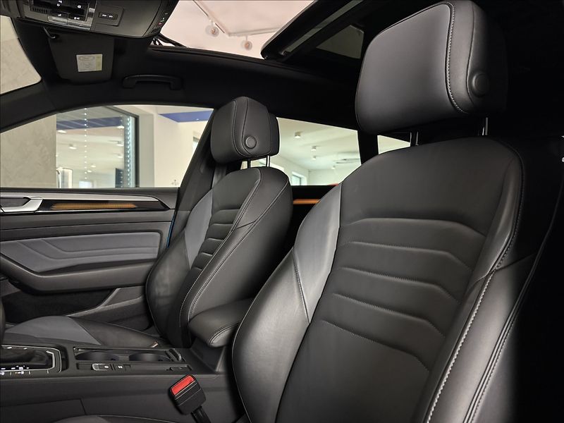 Volkswagen Arteon Shooting Brake 1,4 TSi  DSG eHybrid Elegance - fotka 26 z 49