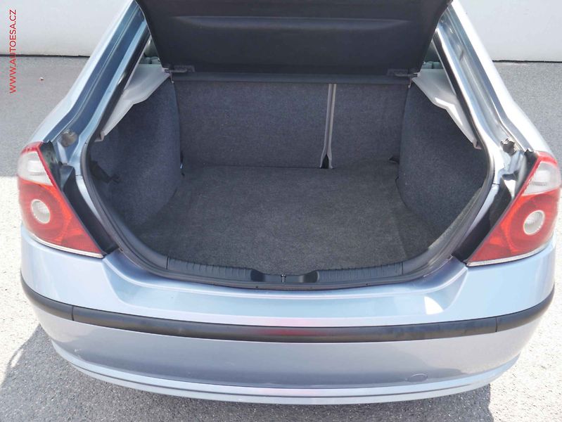 Ford Mondeo (2005) 2.0i, ČR, AAC, tempo - fotka 7 z 13