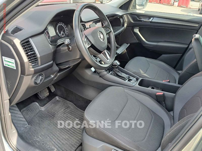 Škoda Kodiaq (2020) 1.5TSi, 1.maj,ČR, DSG, LED - fotka 3 z 3