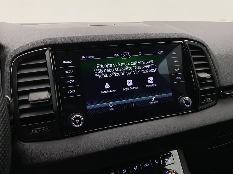 Škoda Karoq 2.0TSI SPORTLINE 4x4 REZERVACE - fotka 38 z 55