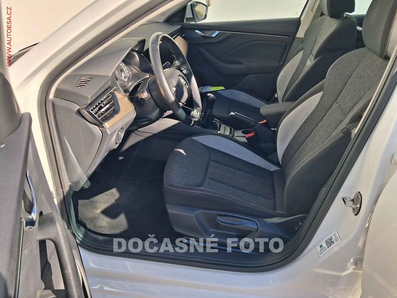 Škoda Scala (2023) 1.0TSi, 1.maj,ČR, Style, LED - fotka 9 z 16
