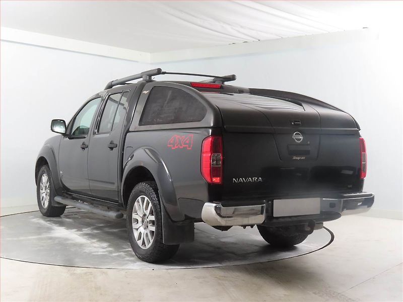 Nissan Navara (2012) 3.0 dCi, 4X4, Automat, Kůže - fotka 4 z 14