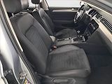 Volkswagen Passat (2017) Highline 2.0 TDI, Serv.kniha - náhled 9