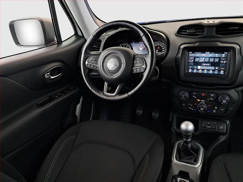 Jeep Renegade (2019) 1.0 T-GDI, Serv.kniha - fotka 7 z 18