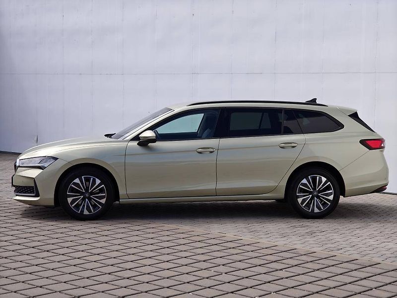 Škoda Superb Selection 7DSG 2,0TDI - fotka 3 z 25