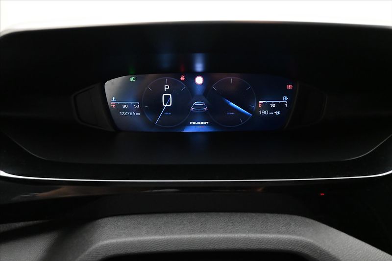 Peugeot 308 1,5 BlueHDI 96 kW ALLURE AT8 Z - fotka 16 z 31