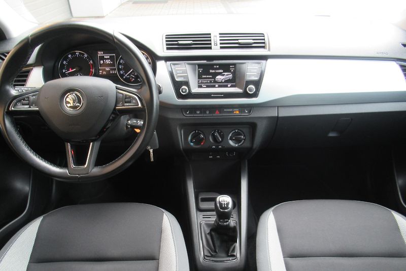 Škoda Fabia 1.2 TSi KLIMA VYHŘ. SEDADLA - fotka 9 z 22