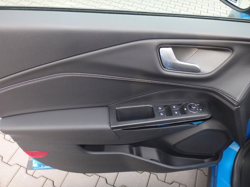 Ford Puma (2026) Titanium 1.0EcoBoost 92kW/125k - fotka 12 z 21