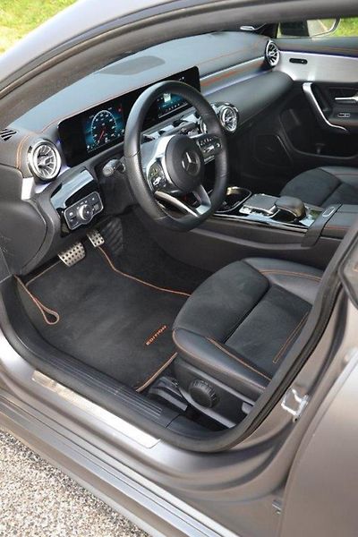 Mercedes-Benz CLA 180 d Edition 1 AMG - fotka 8 z 56