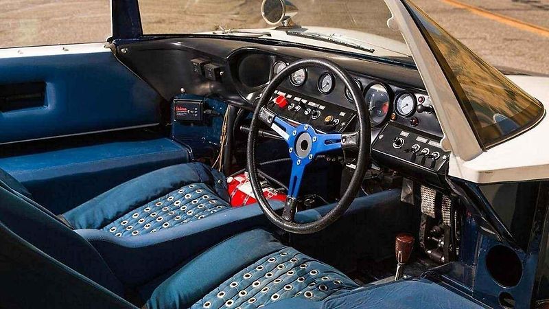 Ford GT40 Roadster.