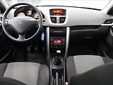 Peugeot 207 1,6 VTi 88kW Panorama 168tkm. - náhled 8