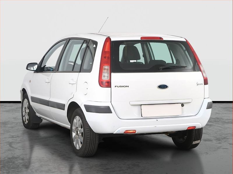 Ford Fusion (2007) 1.4, po STK, Klima, rezervace - fotka 4 z 15