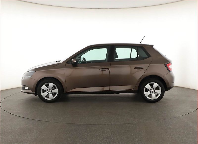 Škoda Fabia (2018) 1.0 TSI, Serv.kniha, Tempomat - fotka 3 z 15