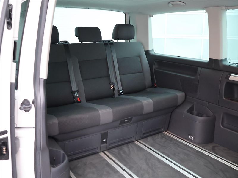 Volkswagen Multivan 2,0 TDI 84kW Klima 1.Maj 80tkm - fotka 13 z 30