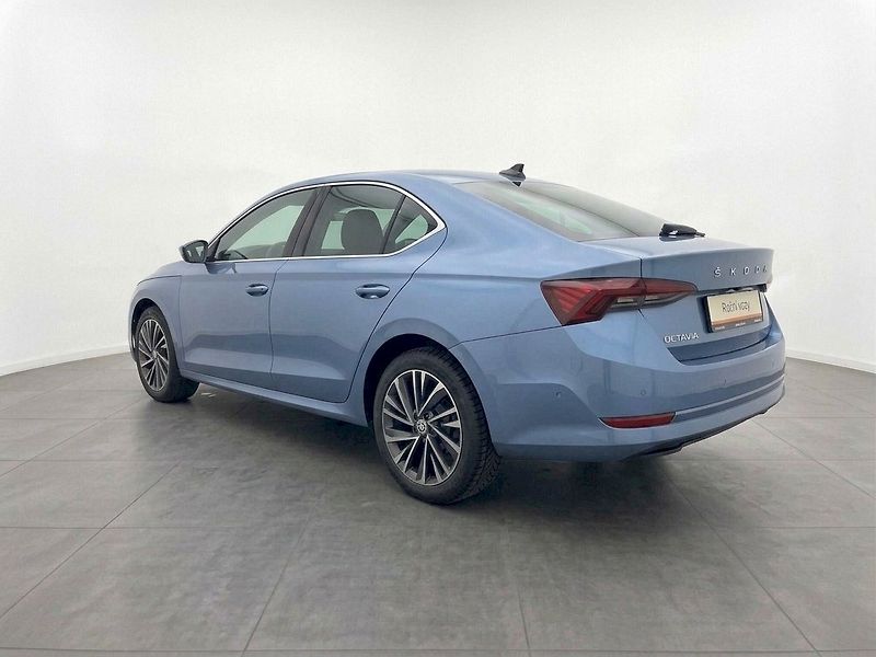 Škoda Octavia (2025) M-HEV TOP SELEC TS 110/1.5 A7F - fotka 7 z 21