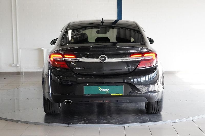 Opel Insignia - fotka 6 z 29