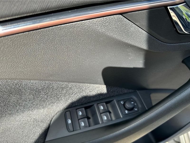 Škoda Kamiq Top Selection 1,0 TSI 85 kW 7- - fotka 16 z 19