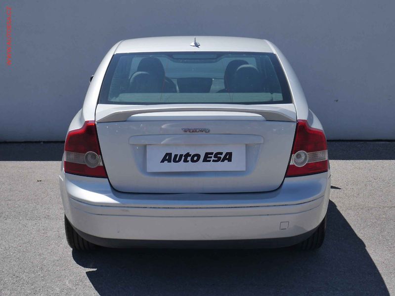 Volvo S40 (2004) 2.0d, ČR - fotka 5 z 14