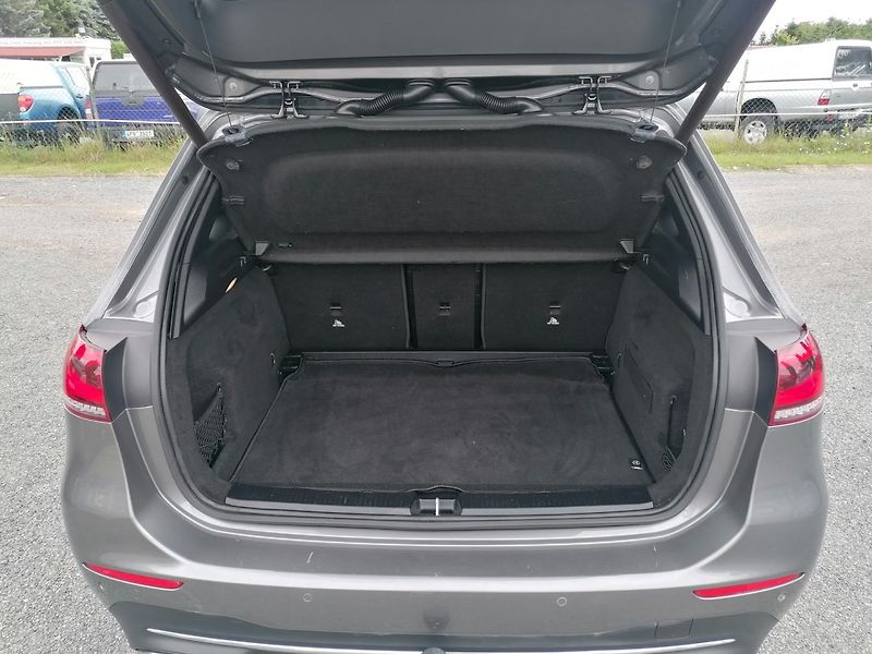 Mercedes-Benz Třídy B (2019) 180d Automat Kůže - fotka 25 z 30
