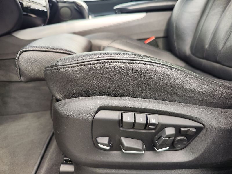 BMW X5 3.0/230kW xDrive40d - fotka 37 z 40