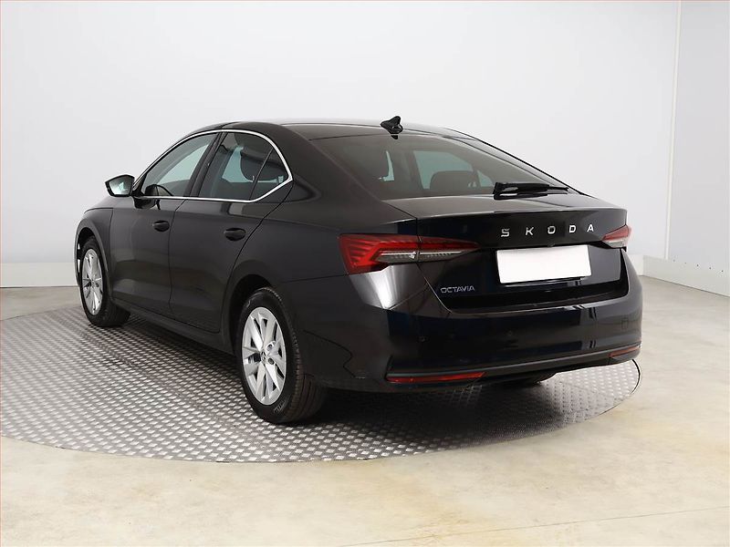 Škoda Octavia (2024) Top Selection 2.0 TDI - fotka 4 z 19