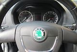 Škoda Octavia 1.2 TSi AUT.KLIMA VYHŘ.SEDAČKY - náhled 12