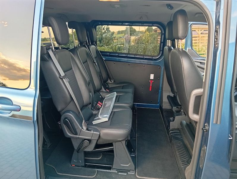 Ford Transit Custom (2021) Velmi zachovalý. - fotka 7 z 12