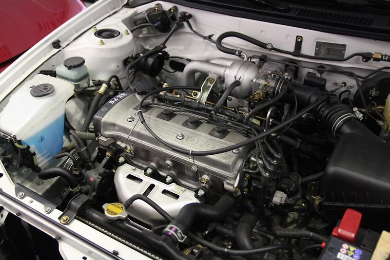 Toyota Corolla (1999) 1.3 4E-FE - fotka 7 z 8