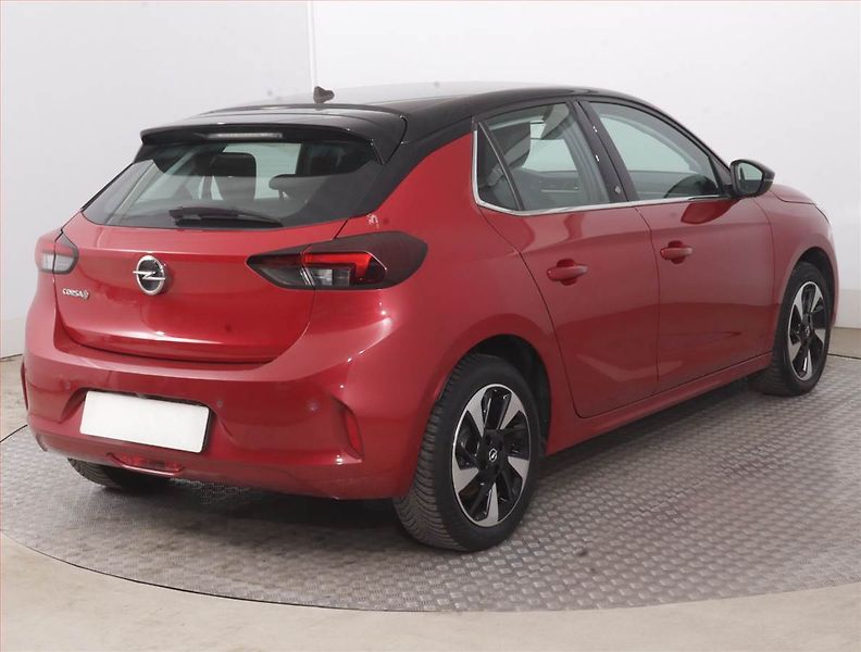 Opel Corsa (2021) 50 kWh, SoH 90%, Automat - fotka 5 z 18