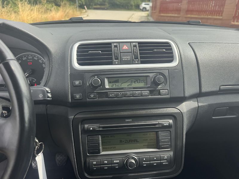 Škoda Roomster (2007) 1.4TDI 59KW STYLE - TAŽNÝ - fotka 9 z 17