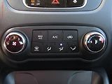 Hyundai ix35 (2011) 1.6 GDi, ČR, AC, tažné - náhled 15