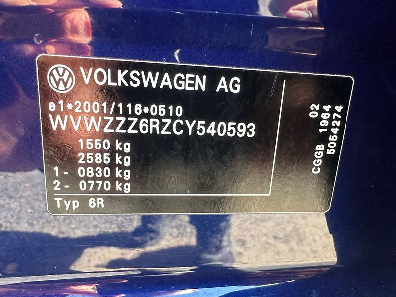 Volkswagen Polo (2012) 1,4 16v Style - fotka 10 z 28