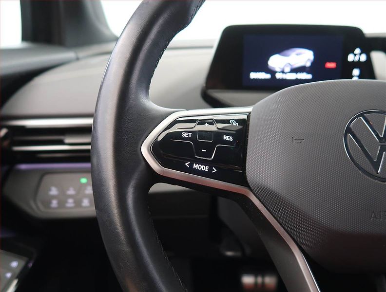 Volkswagen ID.5 (2022) Pro Perf. (82 kWh), SoH 94% - fotka 16 z 24