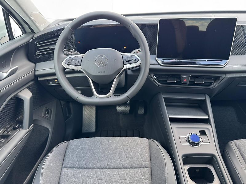 Volkswagen Tiguan (2025) People 7DSG 2,0TDi - fotka 6 z 25