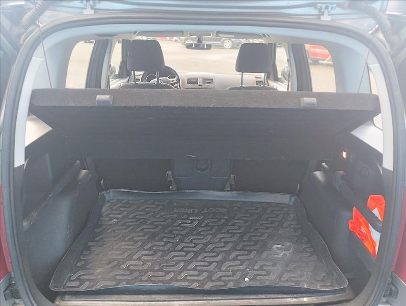 Škoda Yeti 2,0 TDi 81KW ČR, DPH - fotka 18 z 19