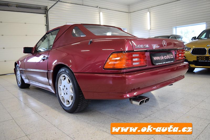 Mercedes-Benz SL 500 129 240 kW AUTOMAT  - fotka 35 z 52