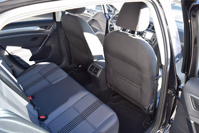 Volkswagen Golf (2017) 1.4TSI 92kw DSG ALLSTAR CLBMT - fotka 36 z 48