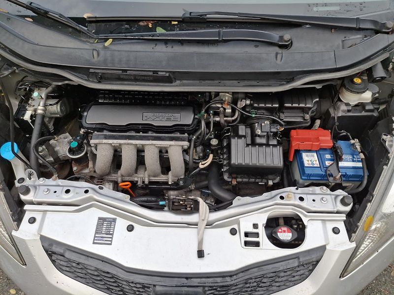 Honda Jazz 1.2 benzin Elegance 1. majitel - fotka 15 z 26