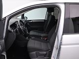 Volkswagen Touran 1,6 TDI 81kW DSG 7-Míst Tažné - náhled 11