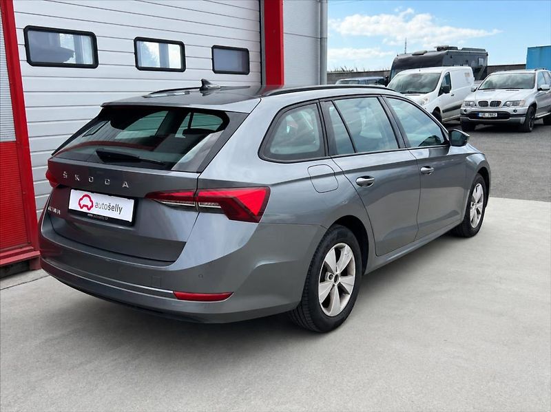 Škoda Octavia 2,0 TDI  EXECUTIVE DSG FP - fotka 5 z 10