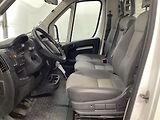 Peugeot Boxer (2020) 2.2HDi najeto pouze 26000 km ! - náhled 7