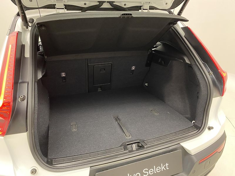 Volvo XC40 PURE ELECTRIC RECHARGE CORE  - fotka 6 z 55