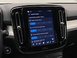 Volvo XC40 B3 CORE AUT CZ 1.maj. - náhled 41