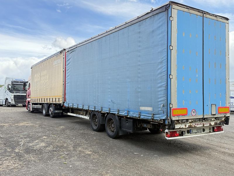 MAN TGX (2011) 24.440 6x2 + Schwarzmuller - fotka 3 z 14