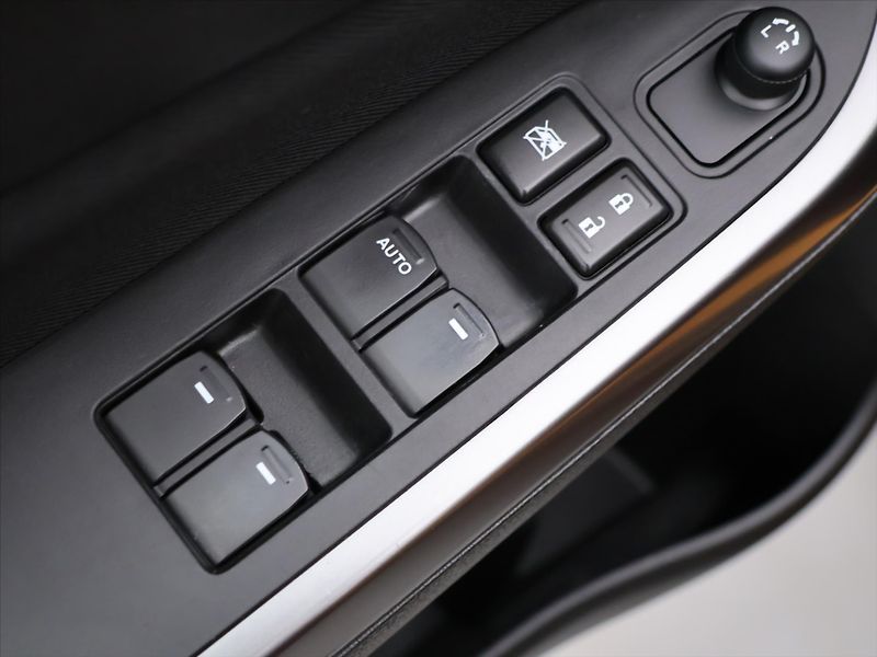 Suzuki Vitara 1,4 BoosterJet 103kW AllGrip C - fotka 15 z 36