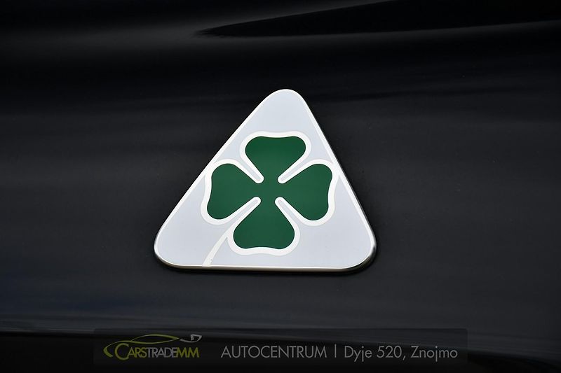 Alfa Romeo Stelvio 2.9V6 Bi-T.382 kW QUADRIFOGLIO - fotka 55 z 55