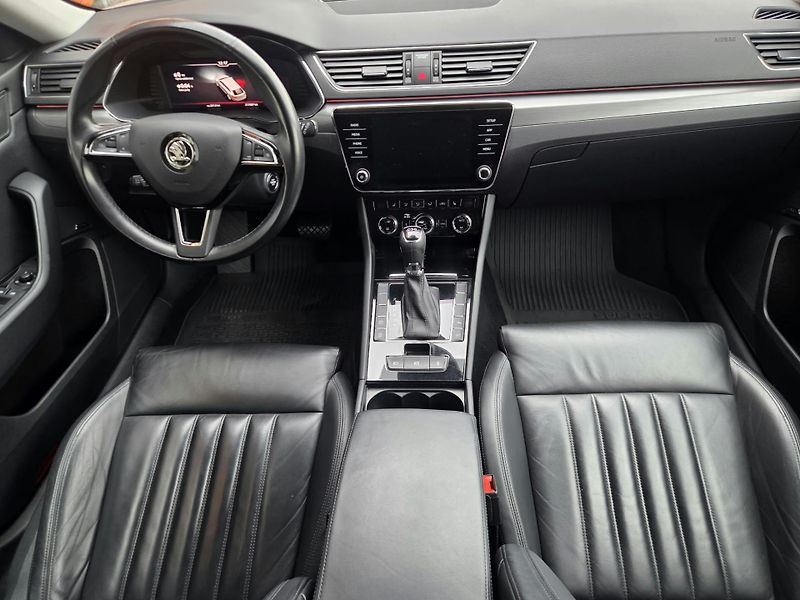 Škoda Superb (2019) 2.0 TDI TAŽNÉ ZAŘÍZENÍ - fotka 6 z 10