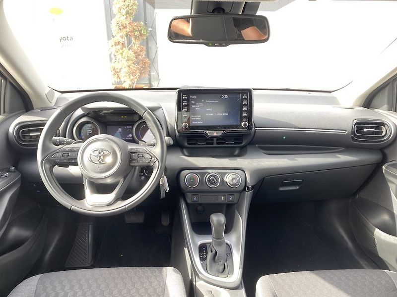 Toyota Yaris 1.5i, ČR, Style Tech, automat - fotka 10 z 17